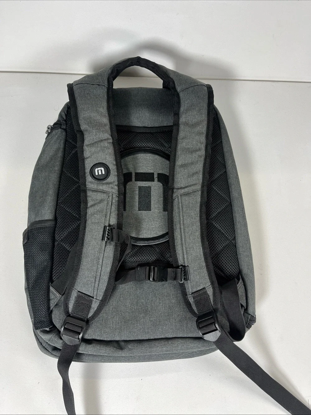 Travis Mathew 22L Approach Backpack 15